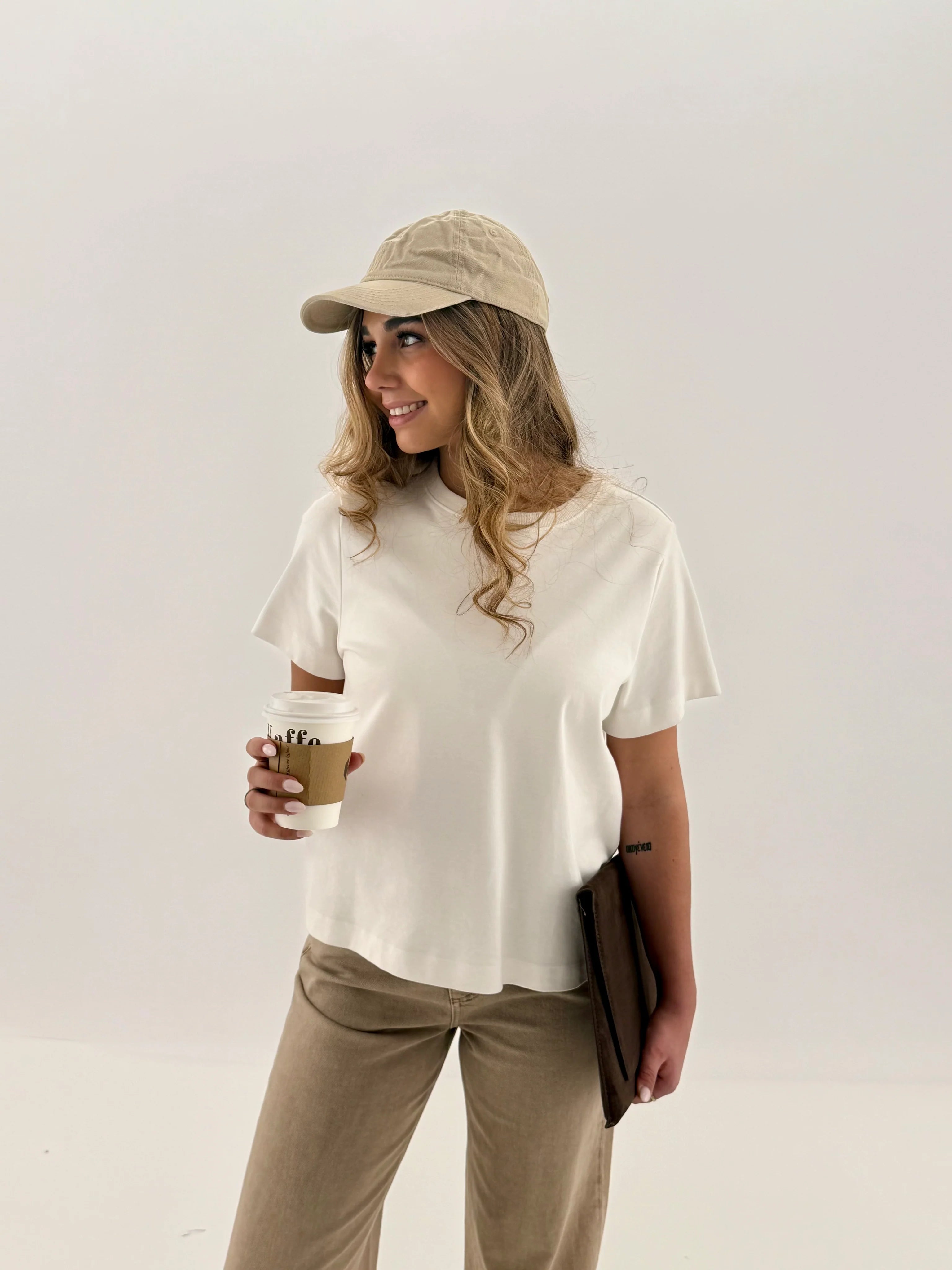 AWNAIMA T-Shirt - Snow White